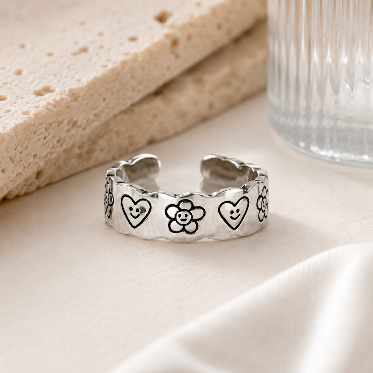 Little Joys™ — The Happy Hearts Ring